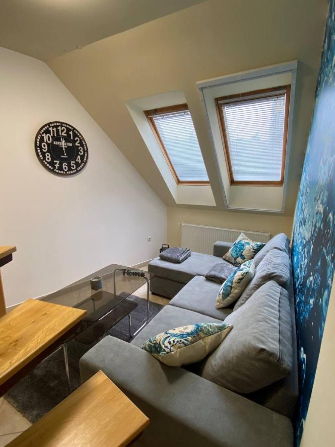 Buborek Apartman Hajduszoboszlo Bagian luar foto